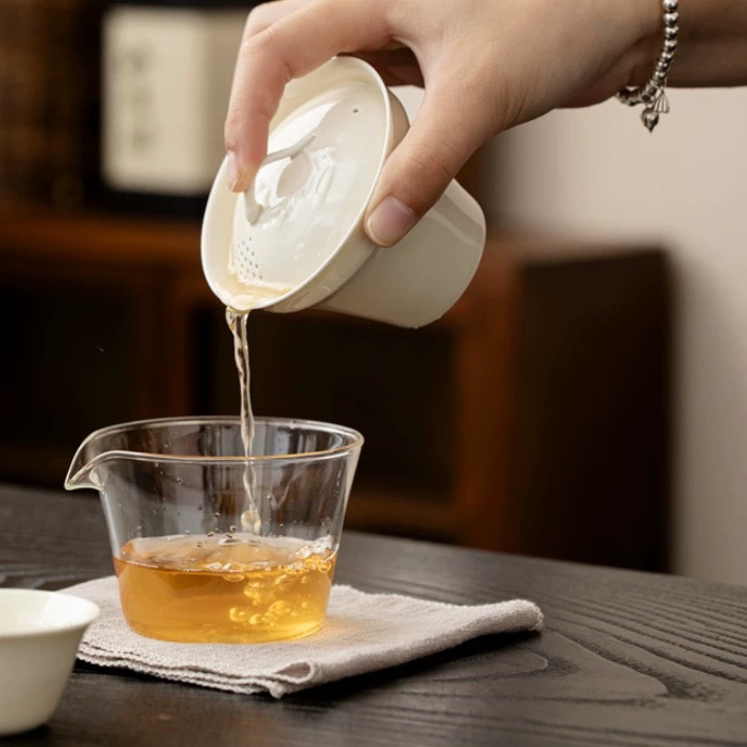 Portable Gongfu Tea Set with Gaiwan, Cups & Case