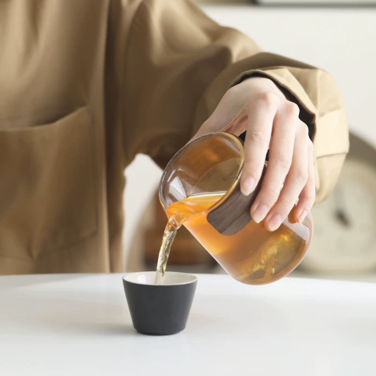 Portable Gongfu Tea Set with Gaiwan, Cups & Case