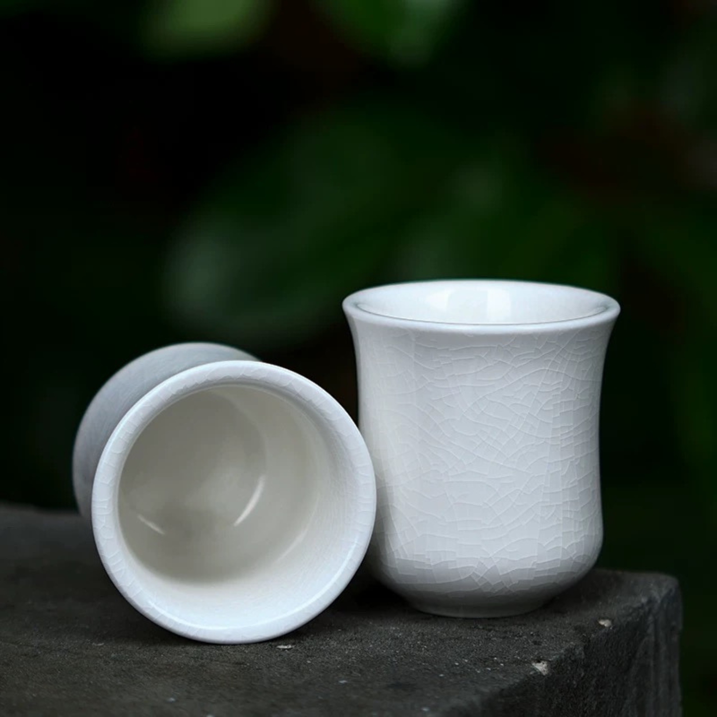 Kutani Glaze Yunomi & Guinomi Cups – Seasonal Specialty Tasting Vessels