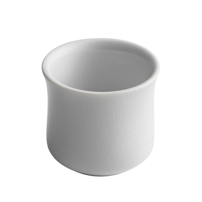 Kutani Glaze Yunomi & Guinomi Cups – Seasonal Specialty Tasting Vessels